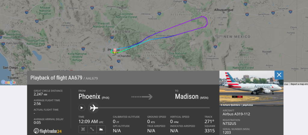 American Airlines flight AA679 from Phoenix to Madison returned to Phoenix due to hydraulic issue