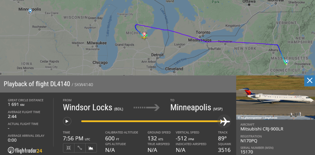 Delta Air Lines flight DL4140 diverted to Saginaw MBS International Airport due to smoke indication